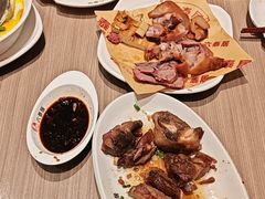 -六泰居·尔滨地标·东北菜(泰山路店)