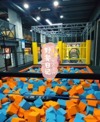 -蹦贝运动中心·蹦床·攀岩·闯关(龙岗店)