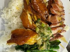 叉烧油鸡饭-灵记饭店(营地大街店)