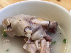 -雷祖芳老妈蹄花店