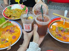 -伙记茶档(龙海风情小镇店)