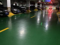 -区行政办公中心5号地块绿地-地下停车场