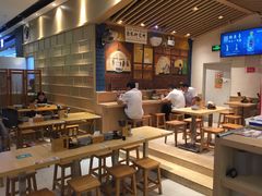 大堂-狮头牌卤味研究所·卤味饭(花城汇南区店)