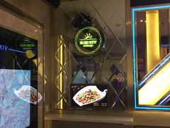 -Huange欢歌KTV(欣都龙城vcpark购物中心店)