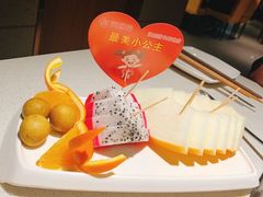 -海底捞火锅鲜切牛肉主题店(长寿路店)