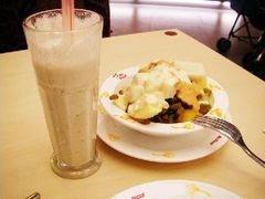 米斯特店-郎姆奶昔自助沙拉-米斯特比萨(光华桥凯德MALL天津湾店)