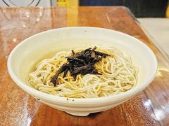 -三两春肚肺汤(崂山路店)