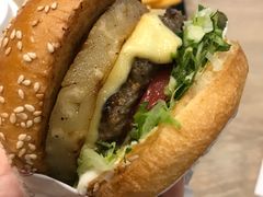-The Habit Burger Grill 哈比特汉堡(复兴soho店)
