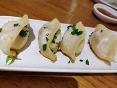 苏小柳鲜肉锅贴-苏小柳手工点心(人民广场分院)