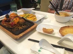 -翠华餐厅(山顶道店)