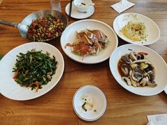 -侬佳蒸菜馆(听潮店)