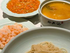 -裕兴记•蟹黄面馆(人民广场店)