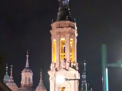 -皮拉尔圣母圣殿主教座堂