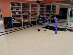 -CXFIT 陈徐健身工作室(凯旋店)