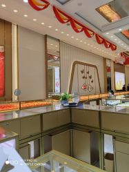 -万宝金楼(威海路店)