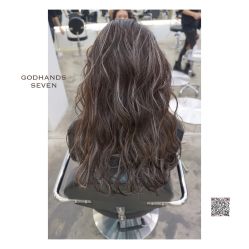 -Godhands美发设计沙龙