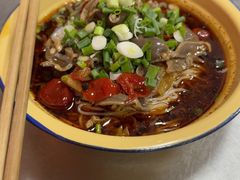 -李记特色罐罐米线(重庆中环大厦店)