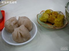 潮州粉果和鱼蓉烧卖-文辉墨鱼丸大王(铜锣湾渣甸街总店)