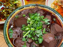 鸭血-拈签一笑黄牛肉辣卤串串
