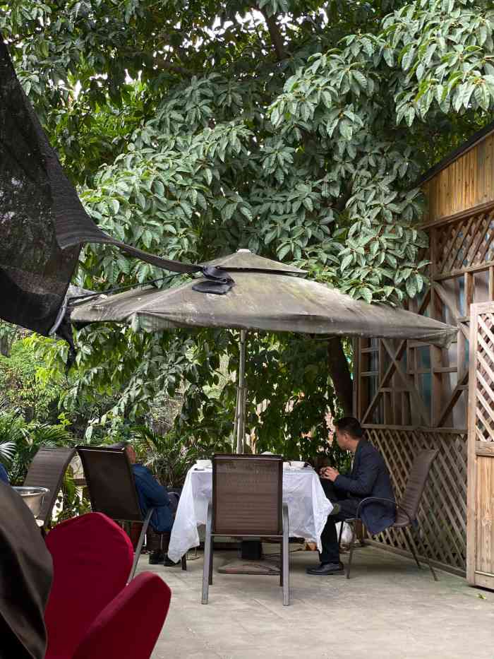 牛哥饭店-"味道炒**适,两个人点了一个烧鳝鱼,一个."-大众点评移动版