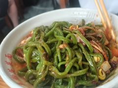 杂酱面-手擀菠菜面(西康路店)