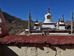 -比如骷髅墙景区