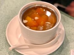 雪耳炖木瓜-松记糖水店(铜锣湾分店)