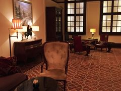 -Salon de Ville浦江汇(上海外滩华尔道夫酒店店)