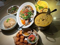 -大头虾越式风味餐厅(光明广场店)