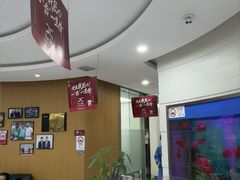 -雅悦齿科(顾村公园店)