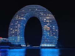 -湖州太湖旅游度假区-月亮广场