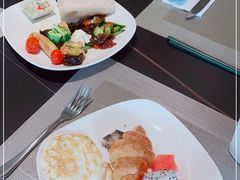 -北京保利大厦酒店(东四十条地铁站店)