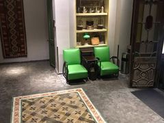 -杨桃院子咖啡吧(中华红墨店)