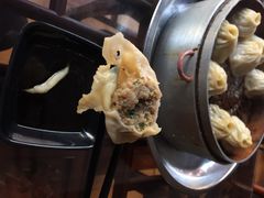 蟹黄汤包-四季春(美食街店)