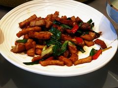 -品悦酒店(三林古镇店)