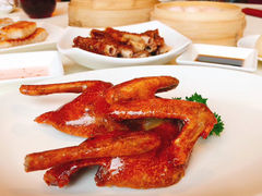 玻璃脆皮乳鸽-利苑酒家(金宝店)