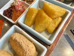-野山舂·贵州现舂酸汤牛肉(民生路店)
