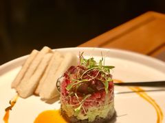 牛肉塔塔配牛油果黑橄榄酱-Solo(衡山路店)