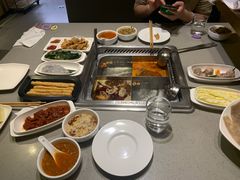 -海底捞火锅(曹安公路店)