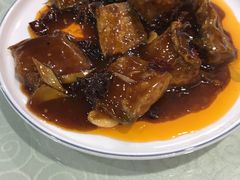 家熬带鱼-排骨王·三十年本地老菜馆