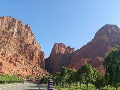 -天山神秘大峡谷