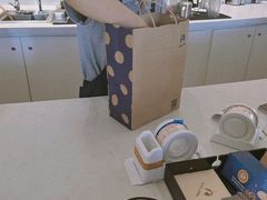 -瑞幸咖啡(清华科技园·唐诗主题店)
