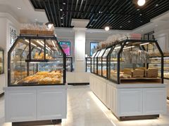 面包甜点陈列柜-红房子西菜馆(淮海中路店)