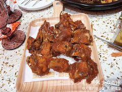 -小董哥烤串·爆汁大油边(故宫店)