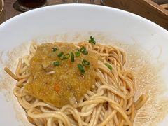 六月黄x大粒皇蟹黄拌面-苏小柳点心·手作小笼包(浦东嘉里城分院)