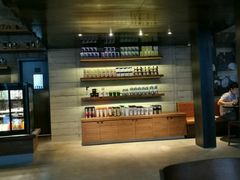 -星巴克臻选(广州高德置地秋广场店)