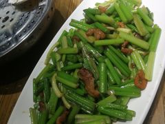 -77号渔船·蒸海鲜青岛菜(积米崖店)