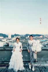 -易摄影婚纱摄影工作室