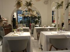 -春树下·树屋花房西餐厅(罍街AS1980店)