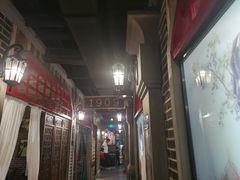 -东口码头·烧鸽子·鱼头泡饼·地方菜(金鹰悦城店)